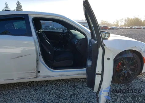 2015 Dodge Charger Sxt z USA, uszkodzony, nr VIN 2C3CDXHG0FH794504